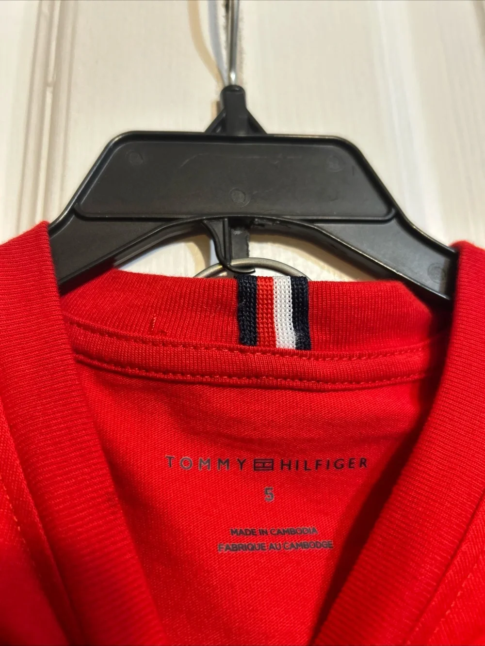 NWT Tommy Hilfiger Boys Size 5 Short Sleeve T-Shirt & Shorts 2pc Set Red Gray Bl